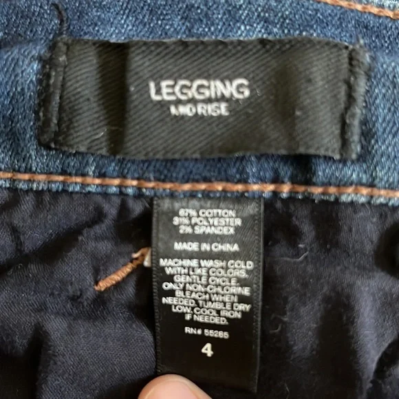 Express Mid Rise Legging Jeans Size 4 - Picture 7 of 7